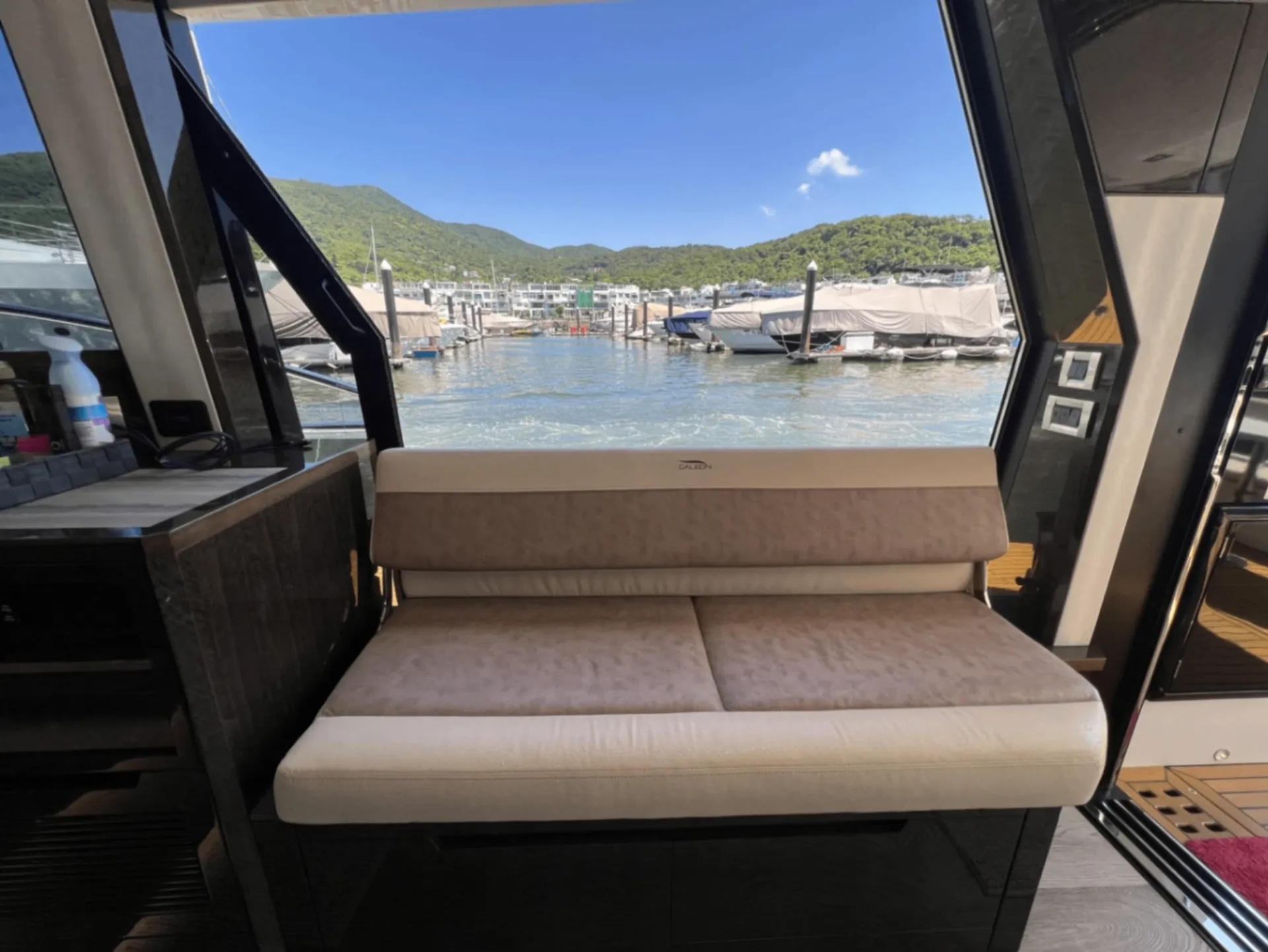 图34_第12页_yachts_JEEteRKqbZM7ud7n1iqfTjbAymn2_pdfs_C4zNOwe6y8I1sn5IJMJc_zh-HK_Galeon_500_FLY_2019_53ft.jpg