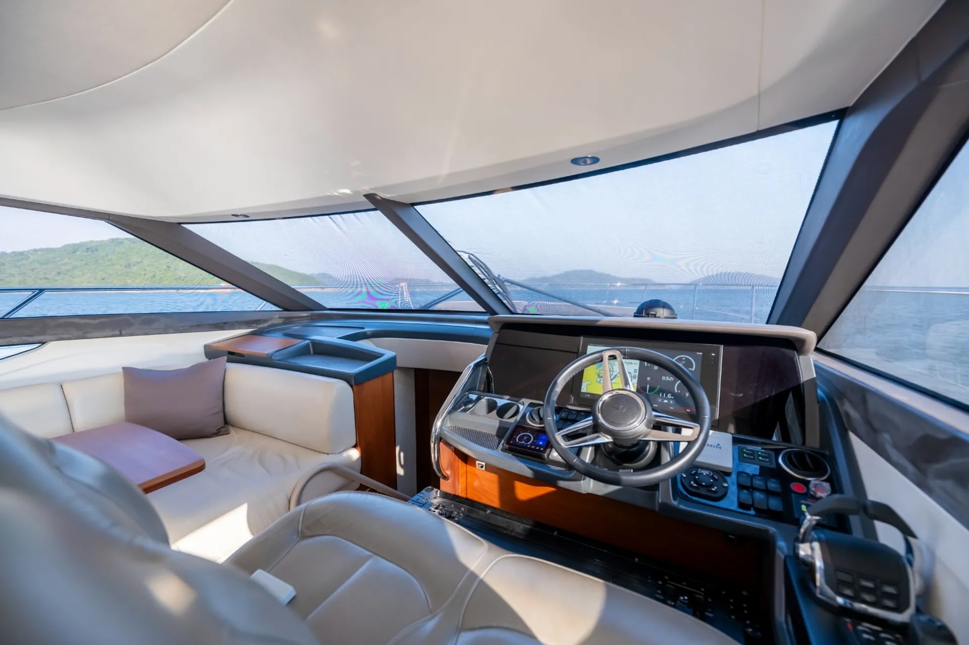 图31_第9页_yachts_JEEteRKqbZM7ud7n1iqfTjbAymn2_pdfs_9fmXagFyPFH00i8Pmzkd_zh-HK_Princess_49_2019_49ft.jpg