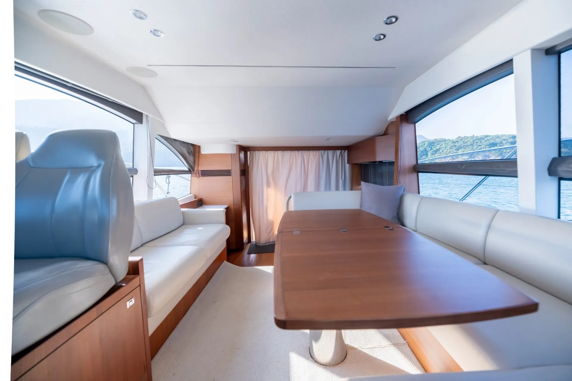图33_第11页_yachts_JEEteRKqbZM7ud7n1iqfTjbAymn2_pdfs_9fmXagFyPFH00i8Pmzkd_zh-HK_Princess_49_2019_49ft.jpg
